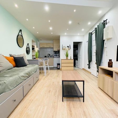 Gympie : Joli Studio Cosy En Centre-Ville 德拉吉尼昂 外观 照片